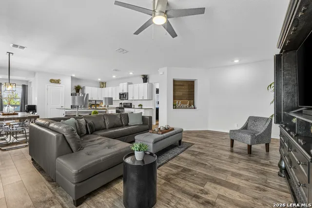 4003 FORT PALMER BLVD St Hedwig, TX 78152