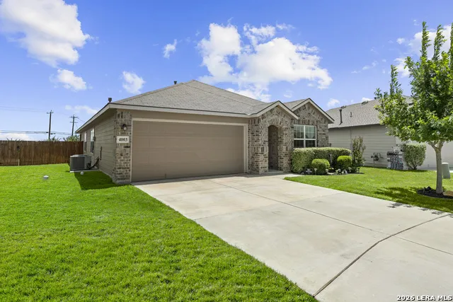 4003 FORT PALMER BLVD St Hedwig, TX 78152