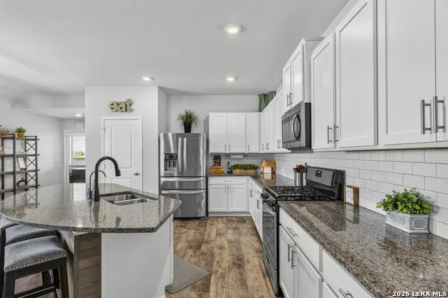 4003 FORT PALMER BLVD St Hedwig, TX 78152