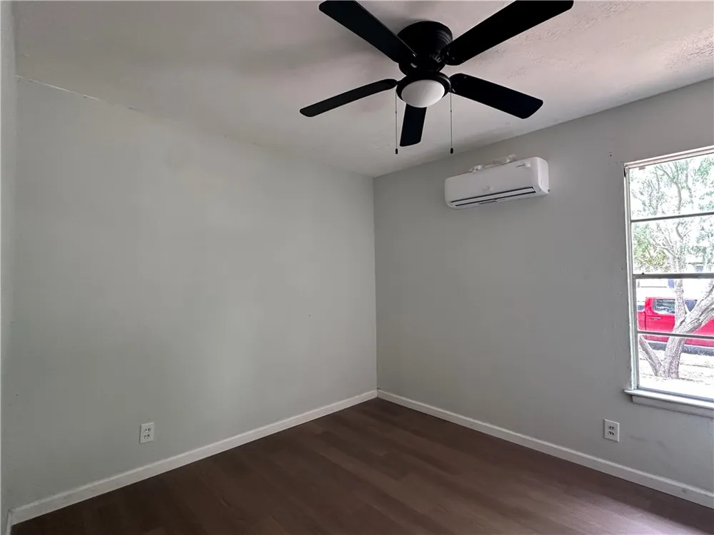 4533 Bluebelle Corpus Christi, TX 78416