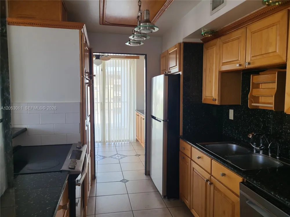 2881 NE 33rd Ct #3H Fort Lauderdale, FL 33306