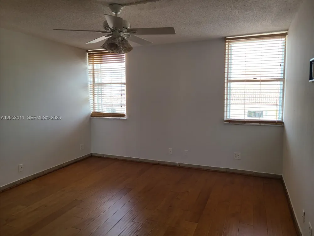2881 NE 33rd Ct #3H Fort Lauderdale, FL 33306