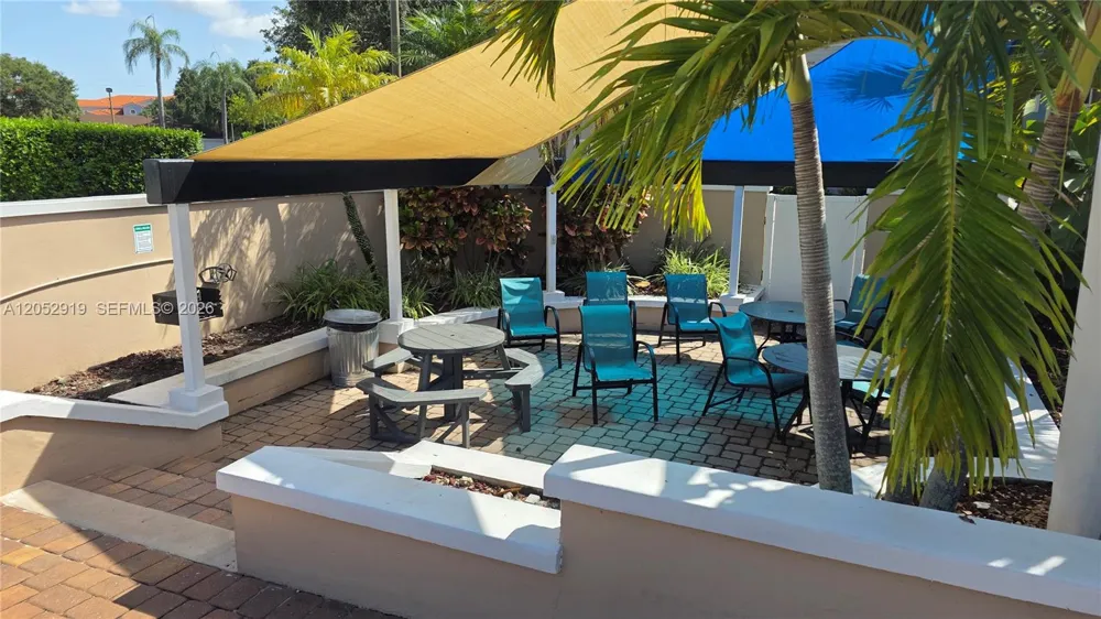 2307 Congress Ave #16 Boynton Beach, FL 33426