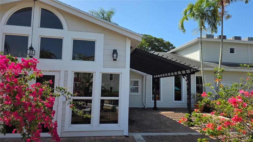 2307 Congress Ave #16 Boynton Beach, FL 33426