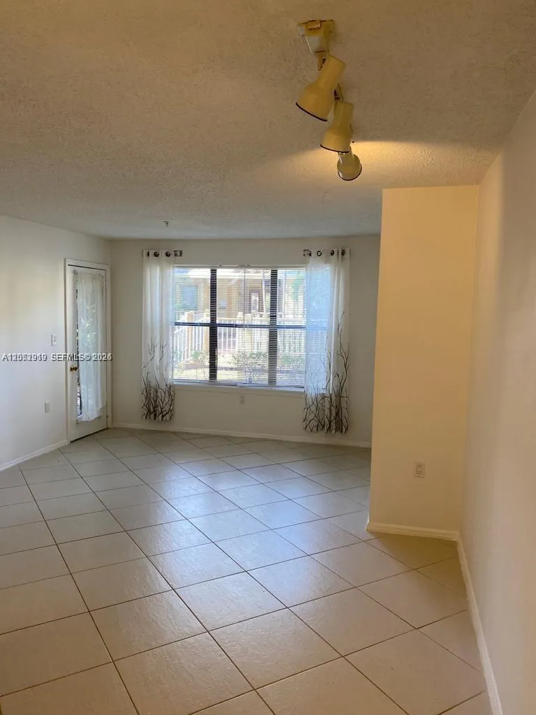 2307 Congress Ave #16 Boynton Beach, FL 33426