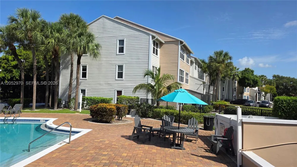 2313 Congress Ave #34 Boynton Beach, FL 33426