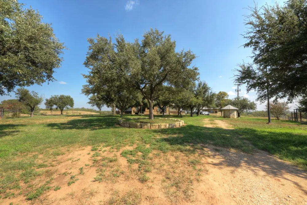 6887 Von Ormy Road San Antonio, TX 78073
