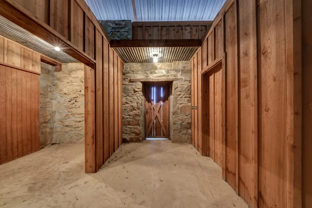 6887 Von Ormy Road San Antonio, TX 78073