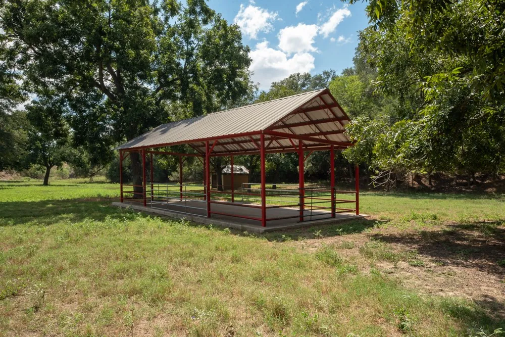 6887 Von Ormy Road San Antonio, TX 78073