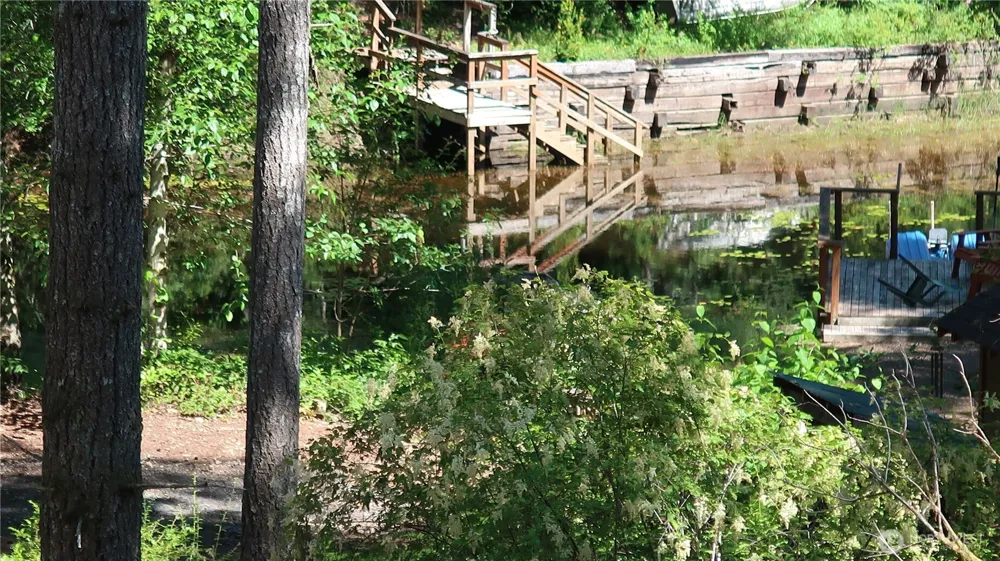 431 NE Collins Lake Dr. Tahuya, WA 98588