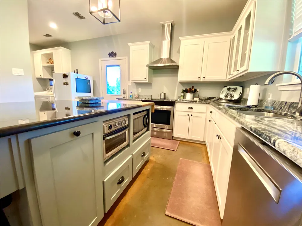 1575 County Road 3860 Hawkins, TX 75765