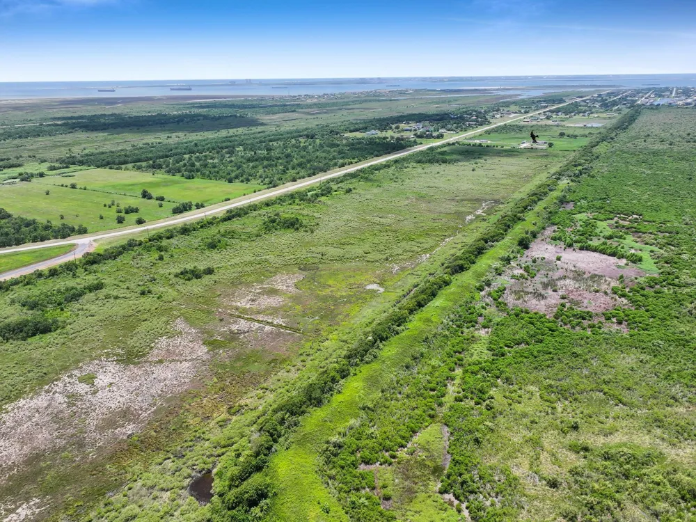 3015 Broadway Port Bolivar, TX 77650