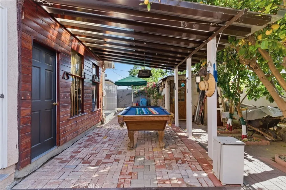 381 B Arvin, CA 93203