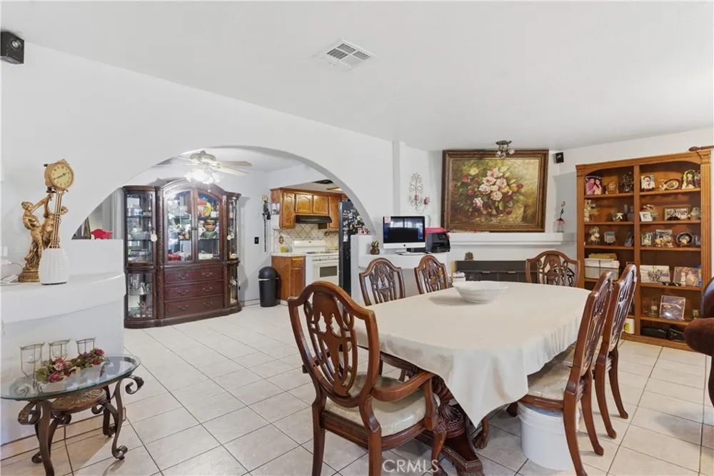 381 B Arvin, CA 93203