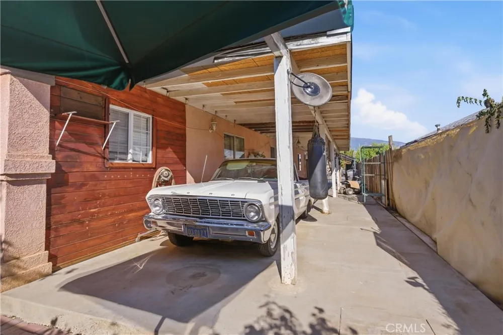 381 B Arvin, CA 93203