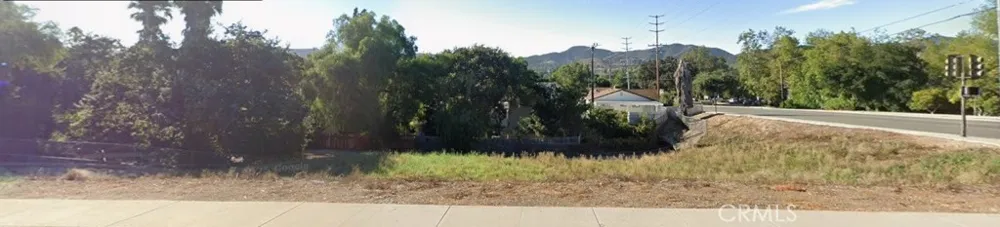500 E Hillcrest Thousand Oaks, CA 91360