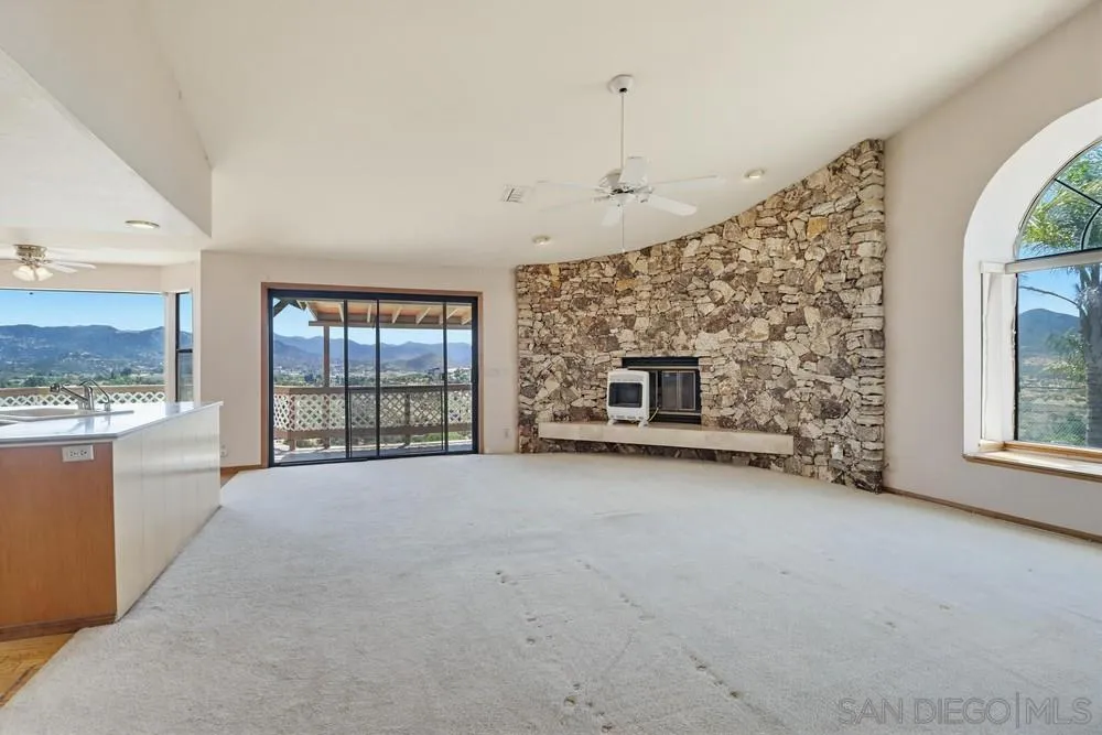 13676 Bear Mountain Way Jamul, CA 91935