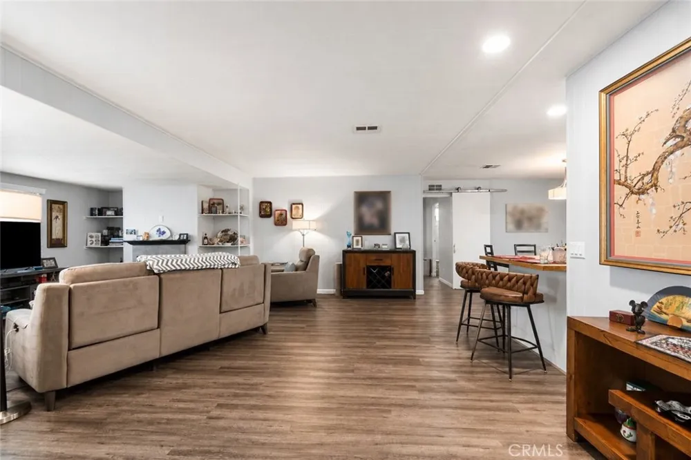 3595 Santa Fe #36 Long Beach, CA 90810