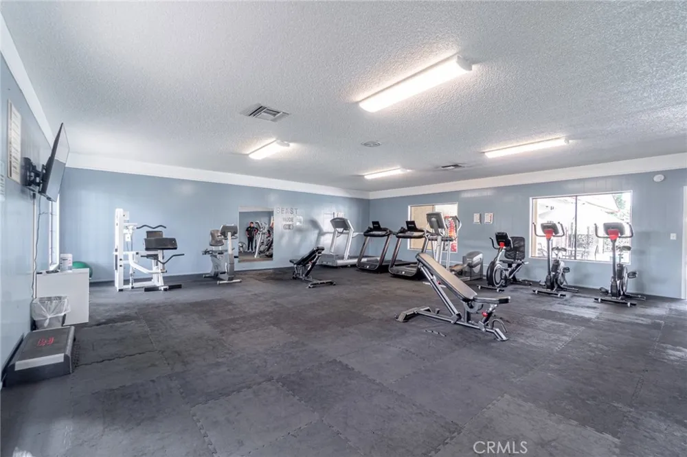 3595 Santa Fe #36 Long Beach, CA 90810