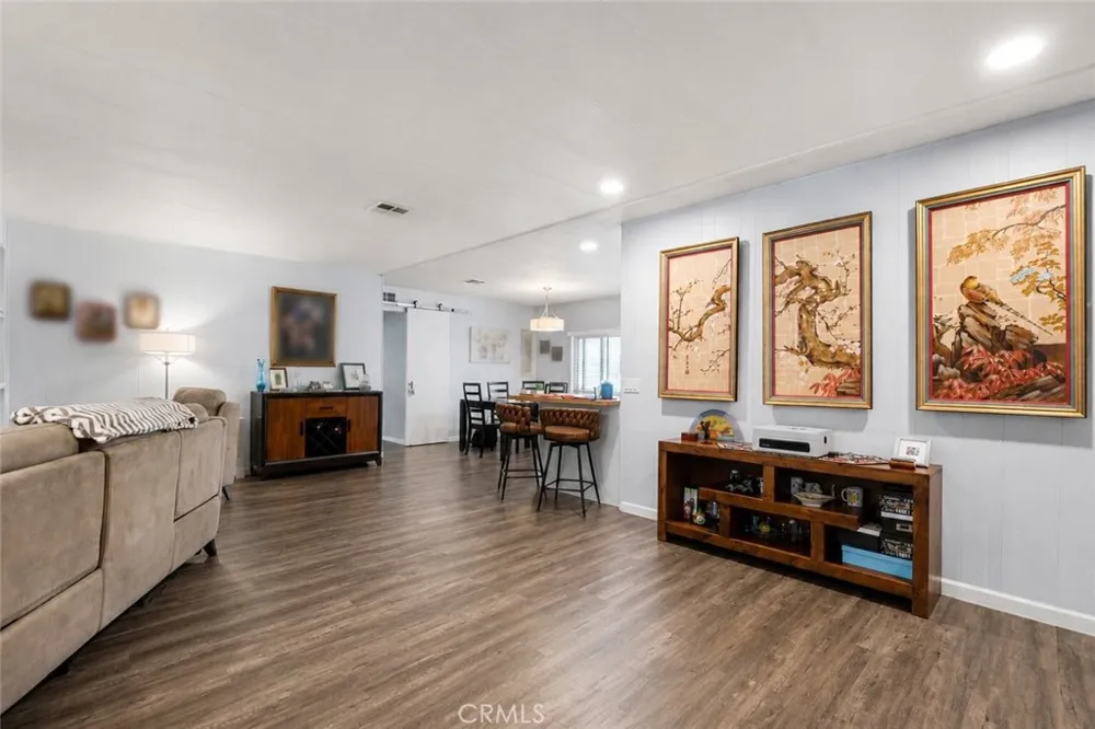 3595 Santa Fe #36 Long Beach, CA 90810