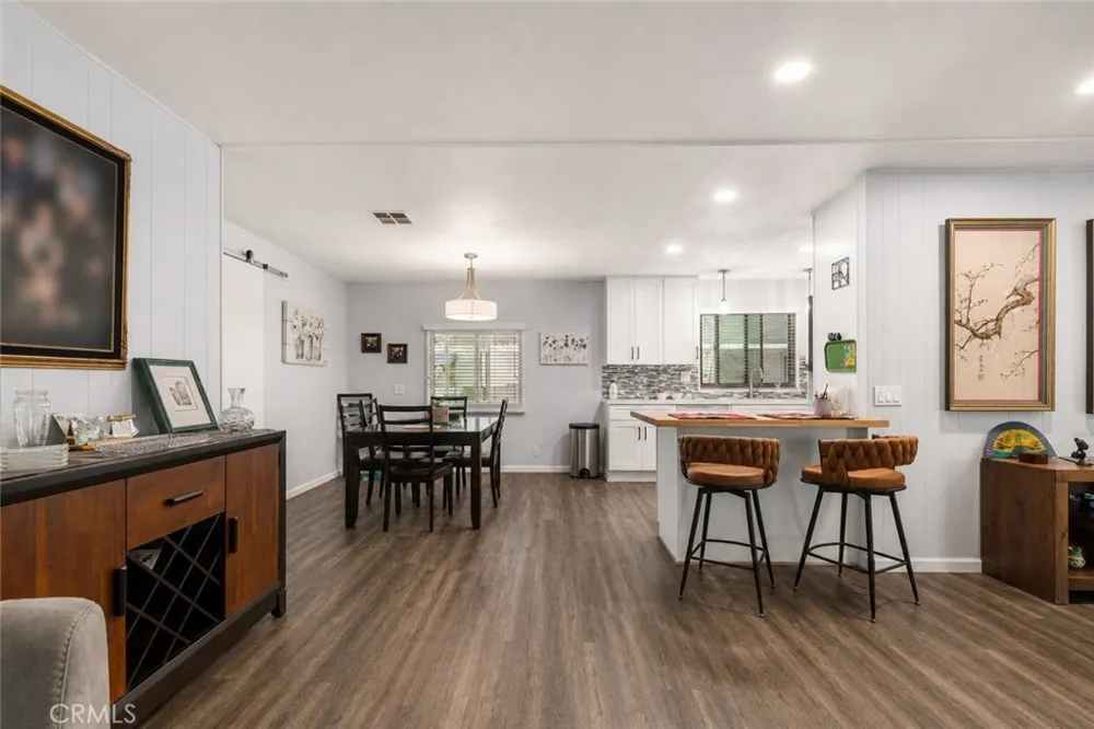 3595 Santa Fe #36 Long Beach, CA 90810
