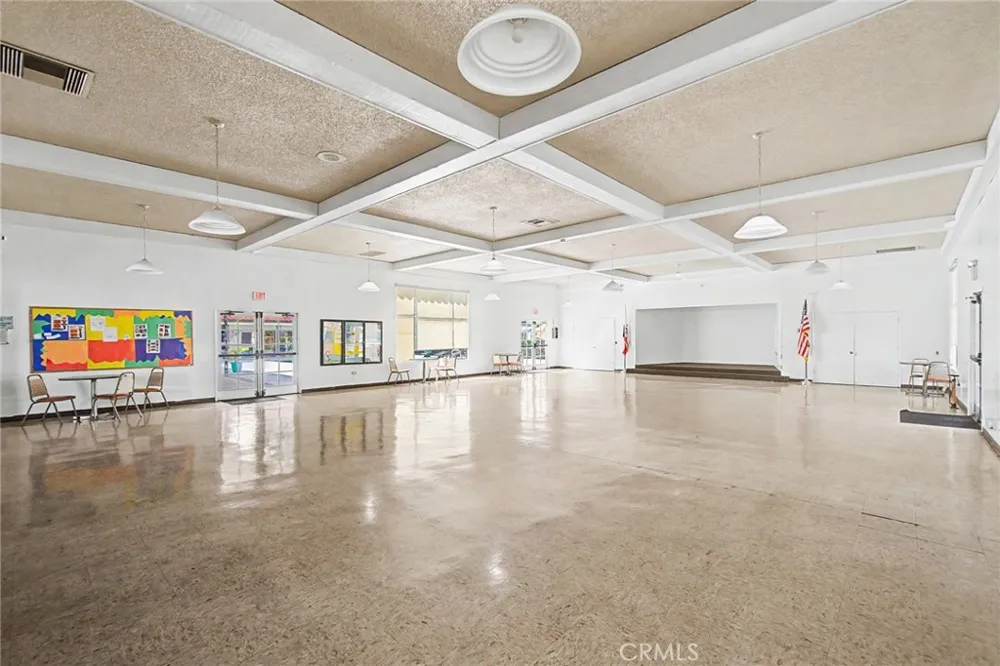3595 Santa Fe #36 Long Beach, CA 90810