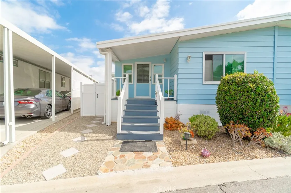 3595 Santa Fe #36 Long Beach, CA 90810
