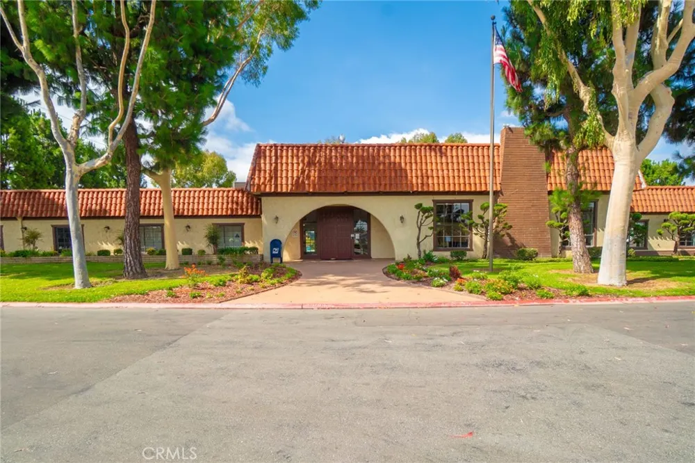 3595 Santa Fe #36 Long Beach, CA 90810