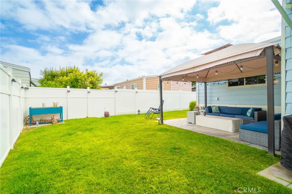 3595 Santa Fe #36 Long Beach, CA 90810