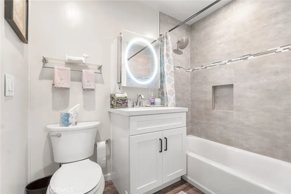3595 Santa Fe #36 Long Beach, CA 90810