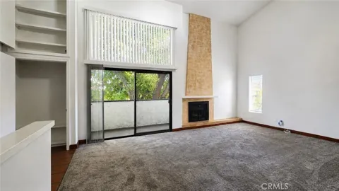 5255 Bellingham