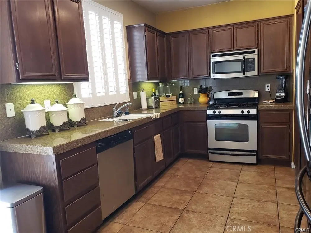 12644 Madrona St Victorville, CA 92394
