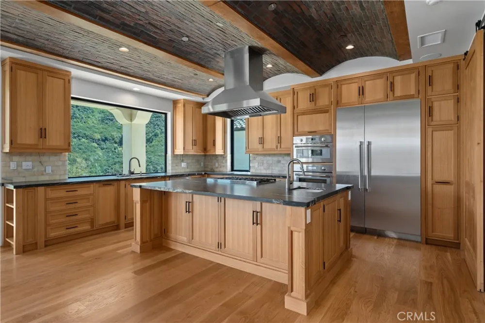 2224 Careful Avenue Agoura Hills, CA 91301