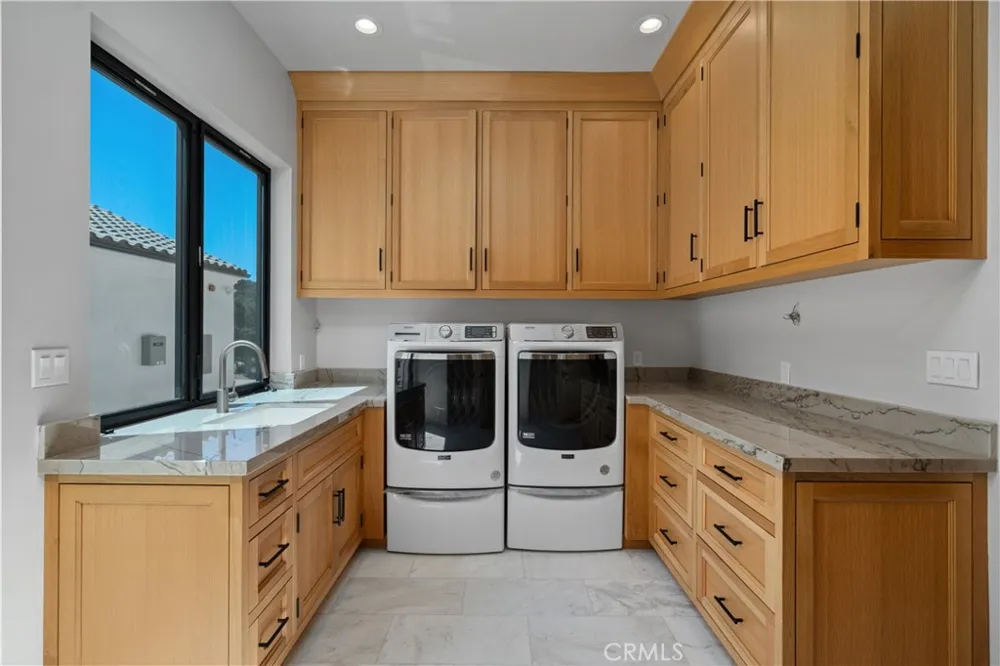 2224 Careful Avenue Agoura Hills, CA 91301