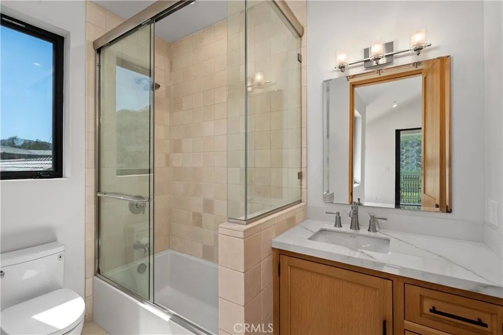 2224 Careful Avenue Agoura Hills, CA 91301