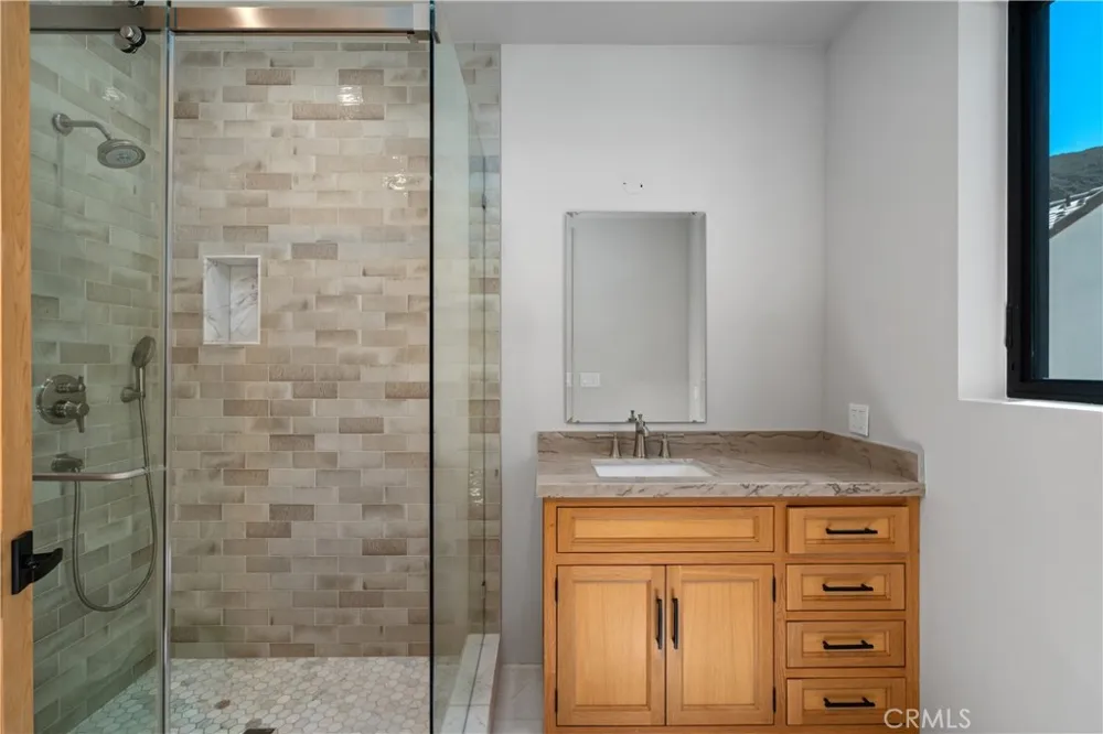 2224 Careful Avenue Agoura Hills, CA 91301