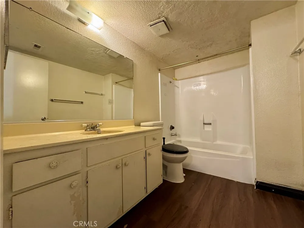 241 S Curtis Avenue #C Alhambra, CA 91801
