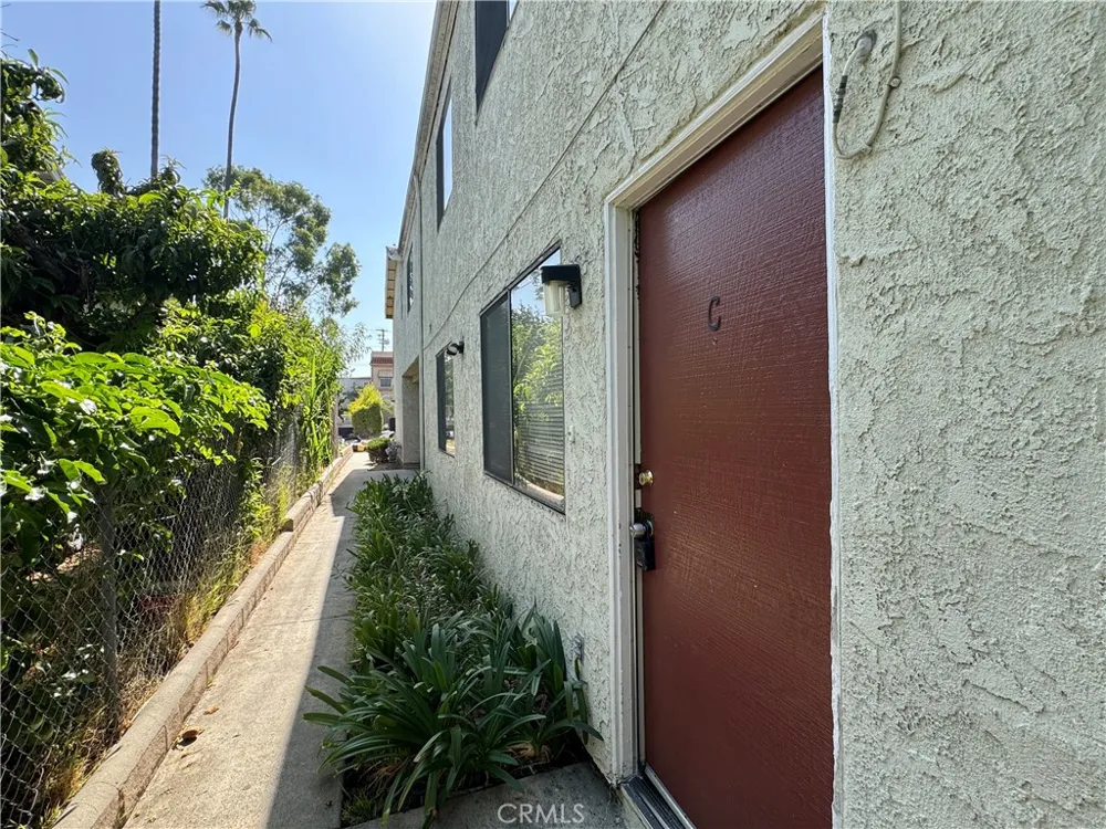 241 S Curtis Avenue #C Alhambra, CA 91801