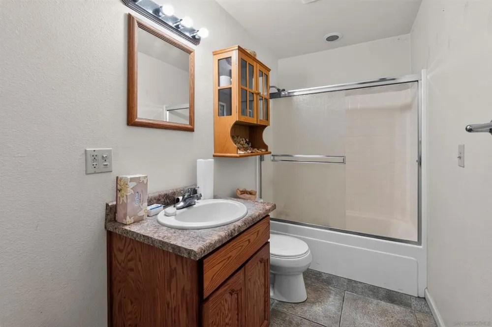 21 Brad Ct Oroville, CA 95966