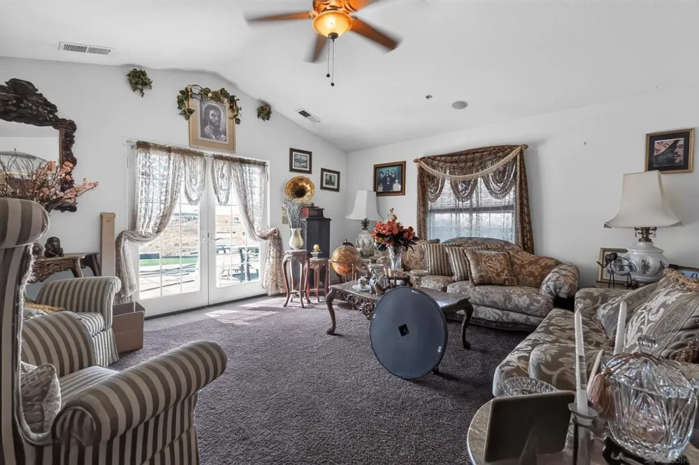 21 Brad Ct Oroville, CA 95966