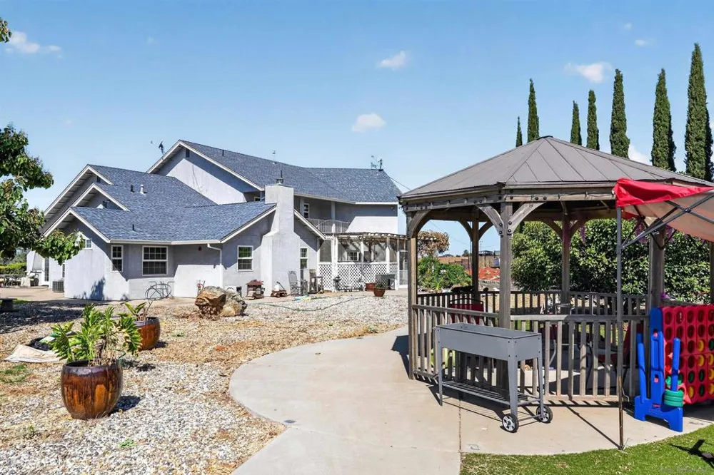 21 Brad Ct Oroville, CA 95966