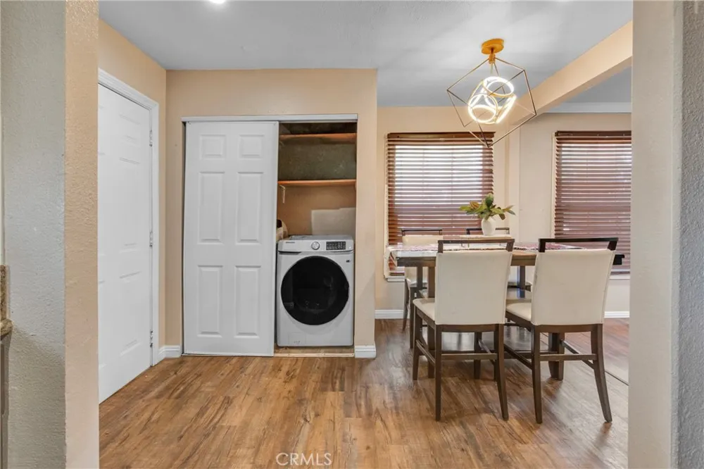 2011 Grape Compton, CA 90222