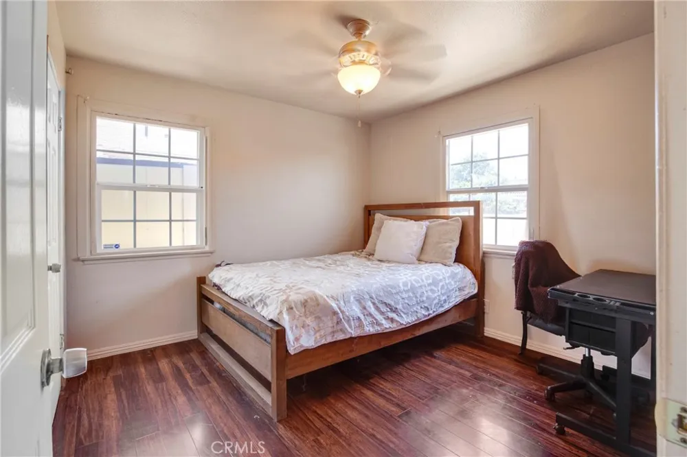 2011 Grape Compton, CA 90222