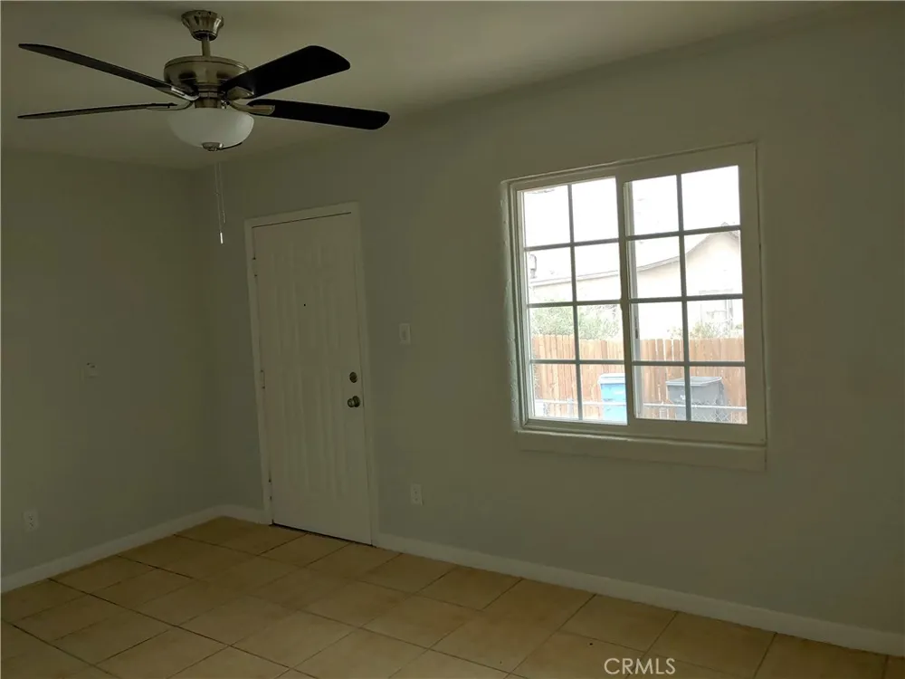 515 Pallesi Barstow, CA 92311