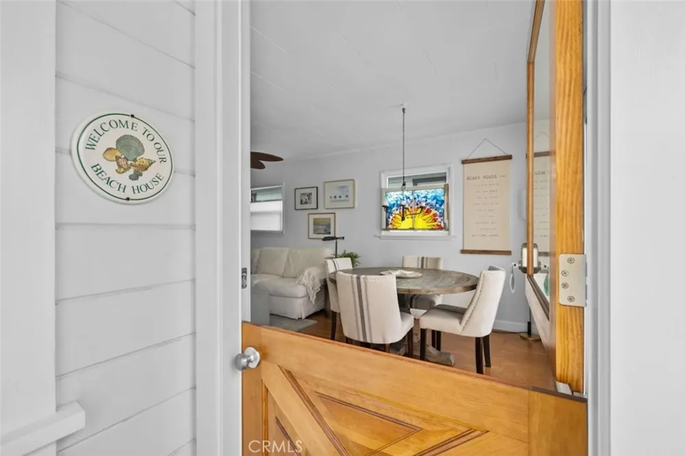 218 11 th street Huntington Beach, CA 92648