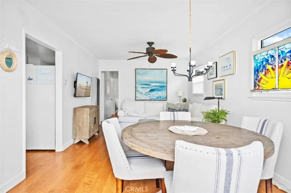 218 11 th street Huntington Beach, CA 92648