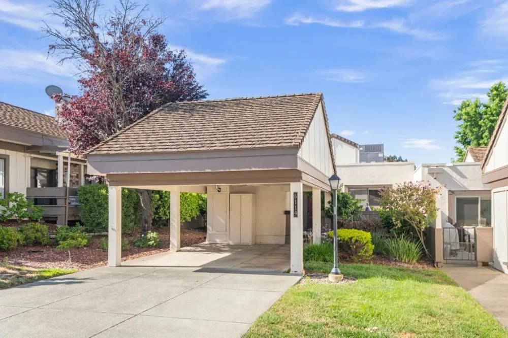 6119 Montgomery Court San Jose, CA 95135