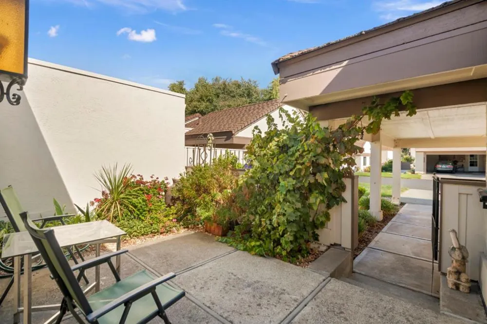 6119 Montgomery Court San Jose, CA 95135