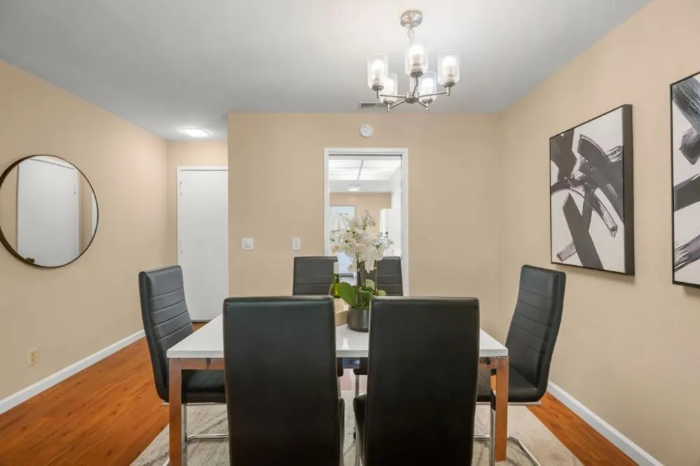 6119 Montgomery Court San Jose, CA 95135