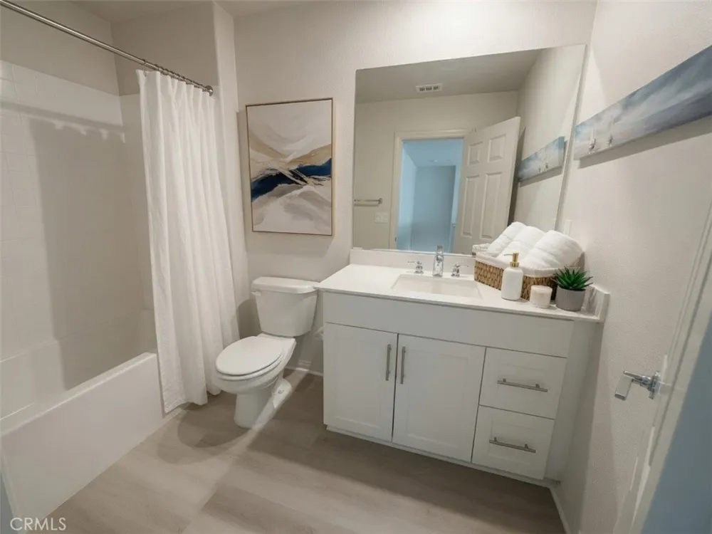 2111 Rio Grande Pomona, CA 91766
